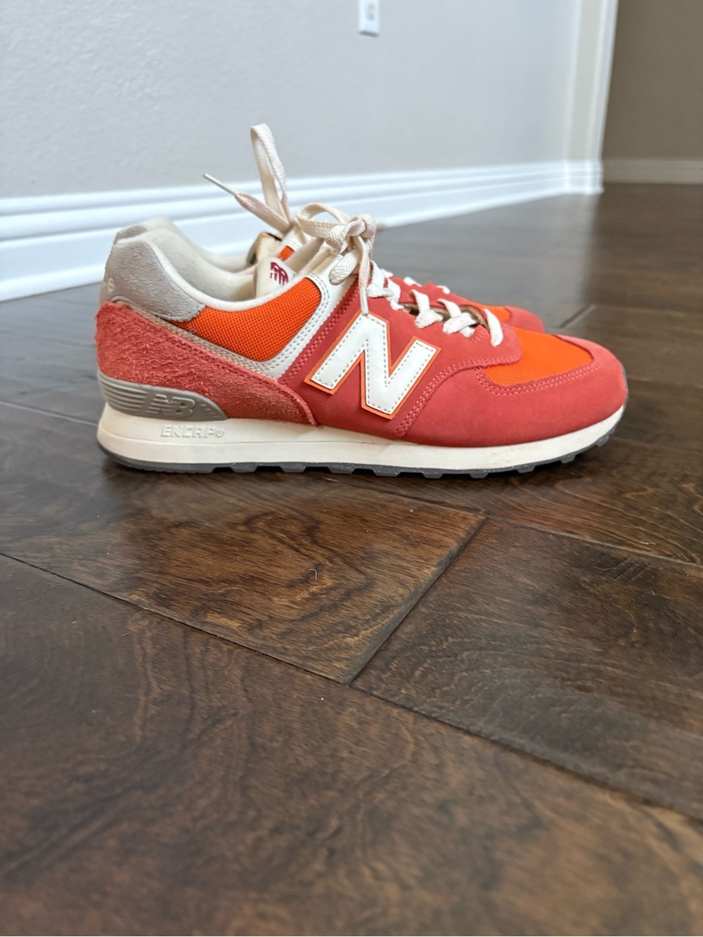 New Balance 574 U574RCB Men 9 Women 10.5 Orange Terracotta Suede Sneakers
